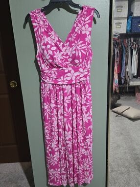 Soma Pink and White Floral V-Neck Maxi Dress